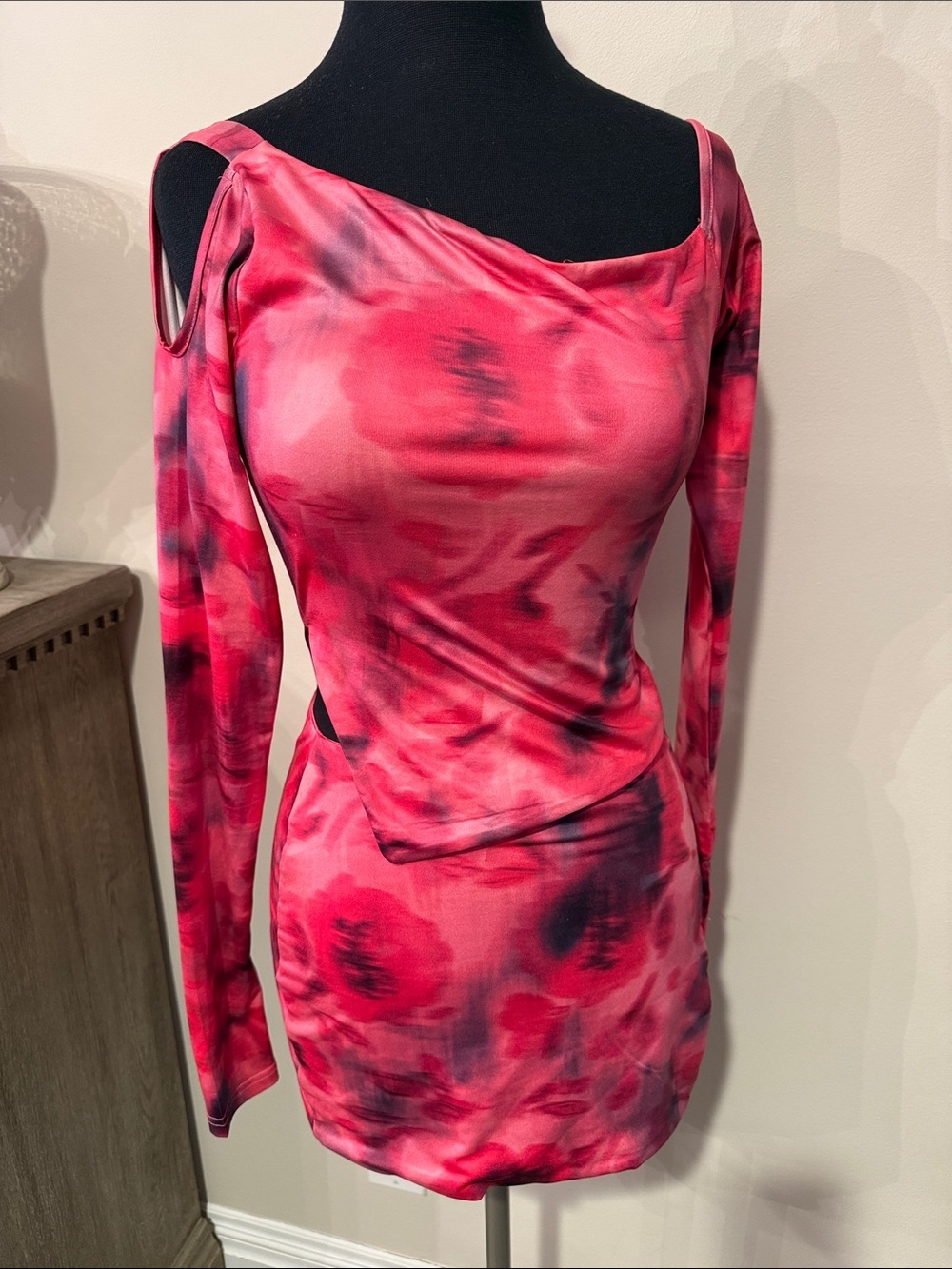 Princess Polly pink multi abstract print top & skirt size 4